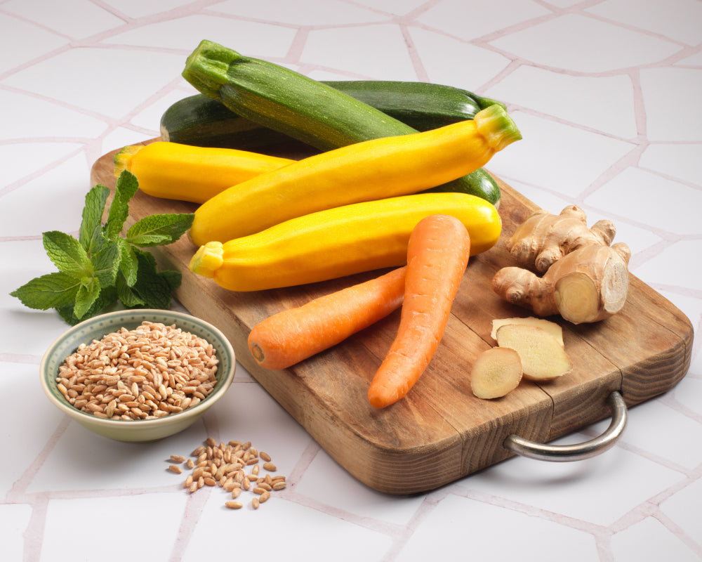Farro con zucchine su crema di carote allo zenzero