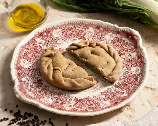 Erbazzone al farro con bieta e cicoria