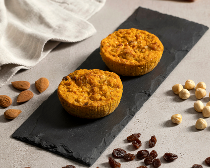Tortina alle carote con nocciole e uvetta