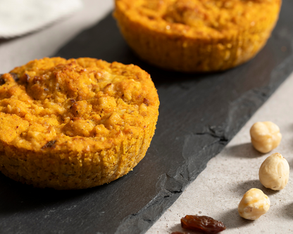 Tortina alle carote con nocciole e uvetta