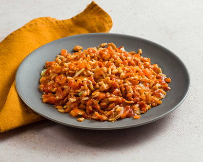 Avena con ragù di verdure e tempeh