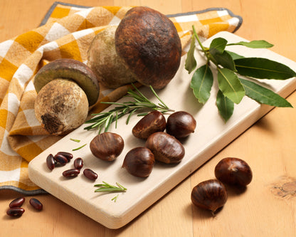 Zuppa cremosa con castagne, porcini e fagiolo del diavolo